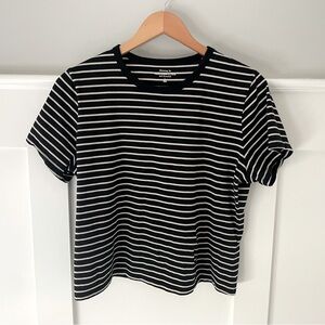 A&F Skimming Tee in Black Stripe